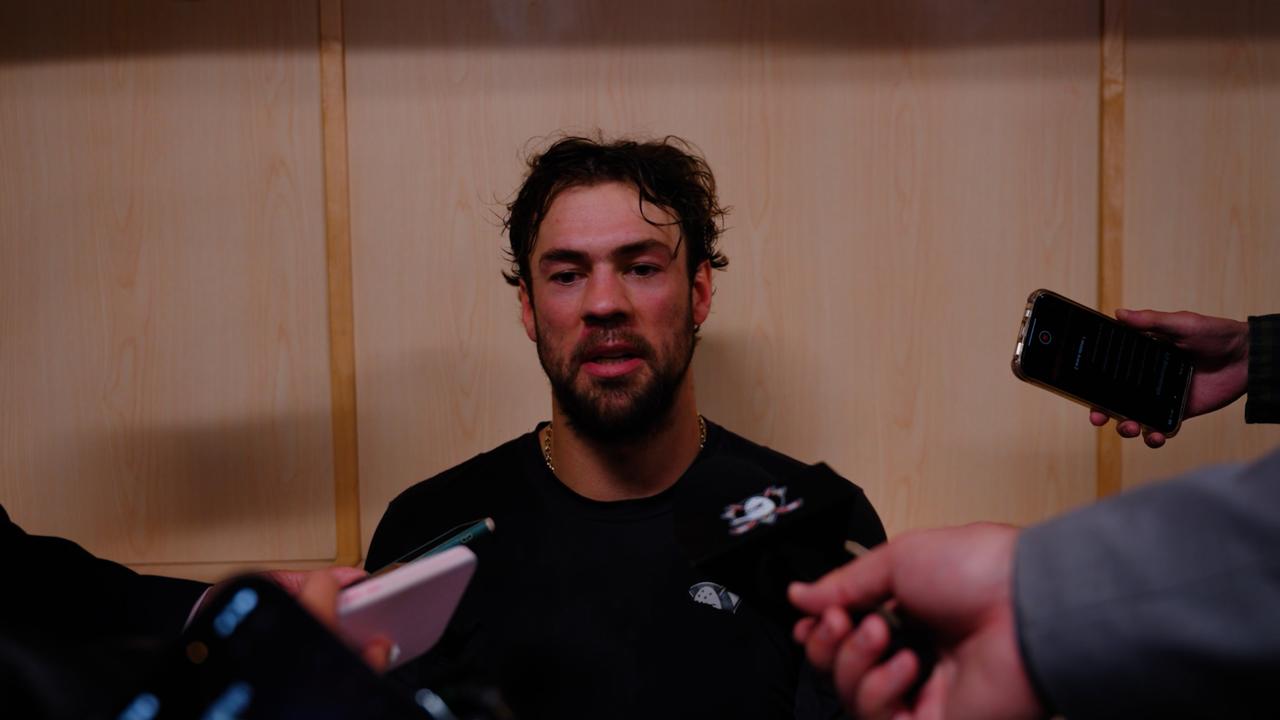 Victory+ - Ducks Postgame: Ryan Poehling